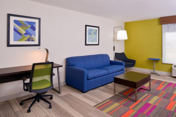 Holiday Inn Express And Suites Shreveport - Downtown image 18