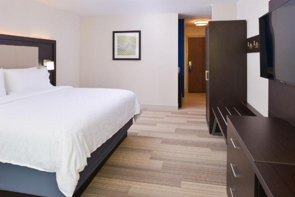 Holiday Inn Express And Suites Shreveport - Downtown image 28